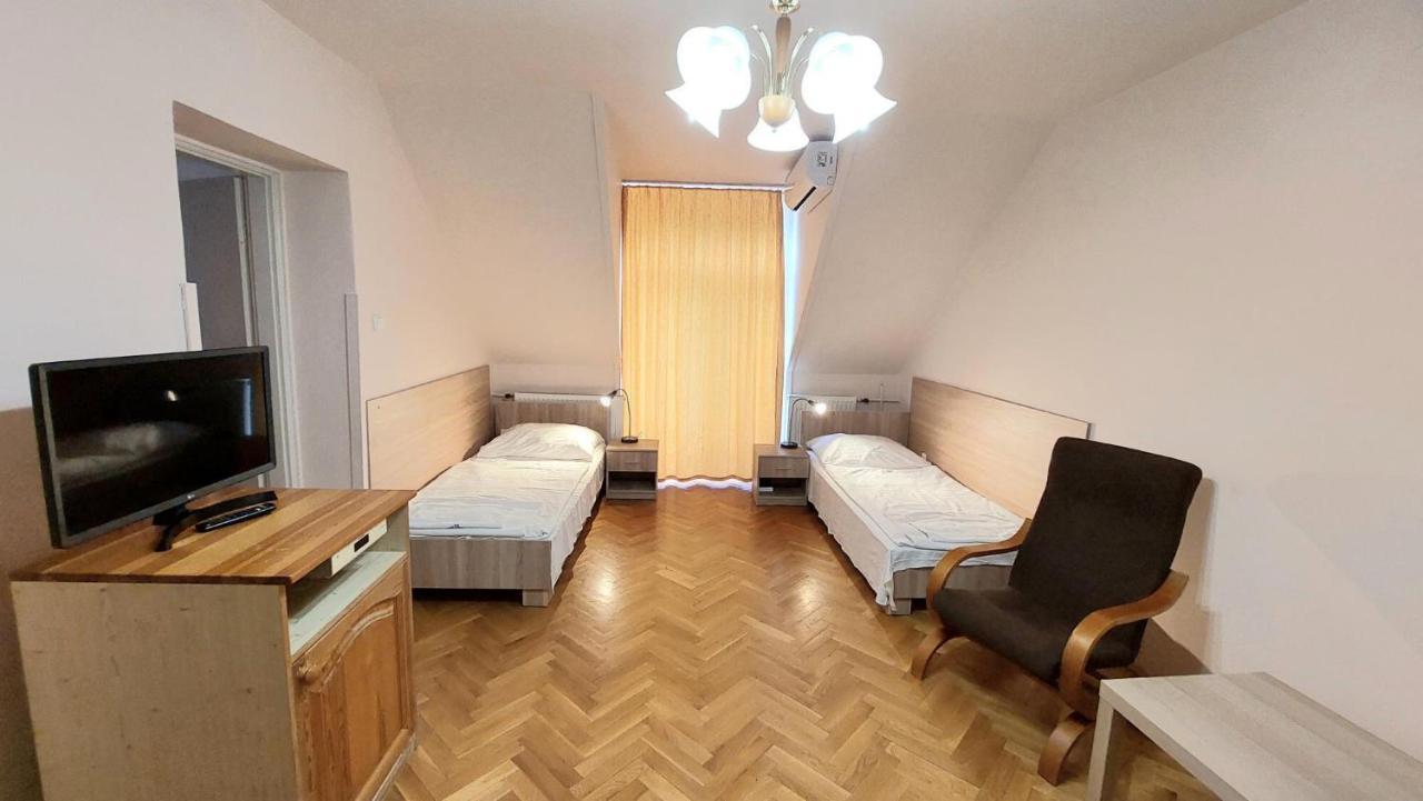 Thermal Apartmanhaz Komárom Екстериор снимка