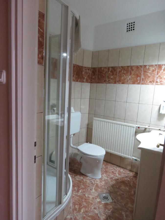 Thermal Apartmanhaz Komárom Екстериор снимка