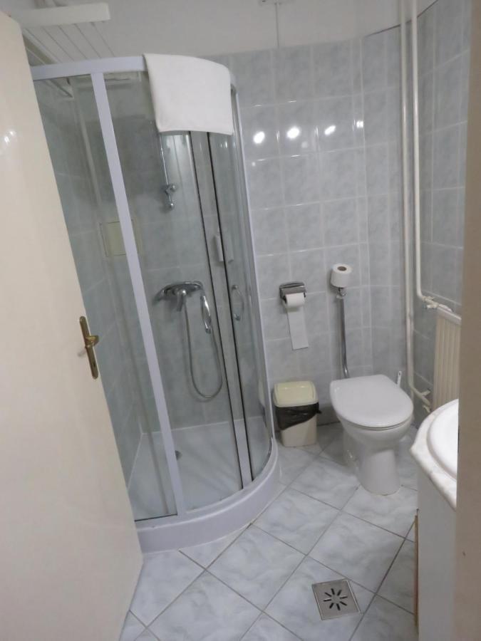Thermal Apartmanhaz Komárom Екстериор снимка